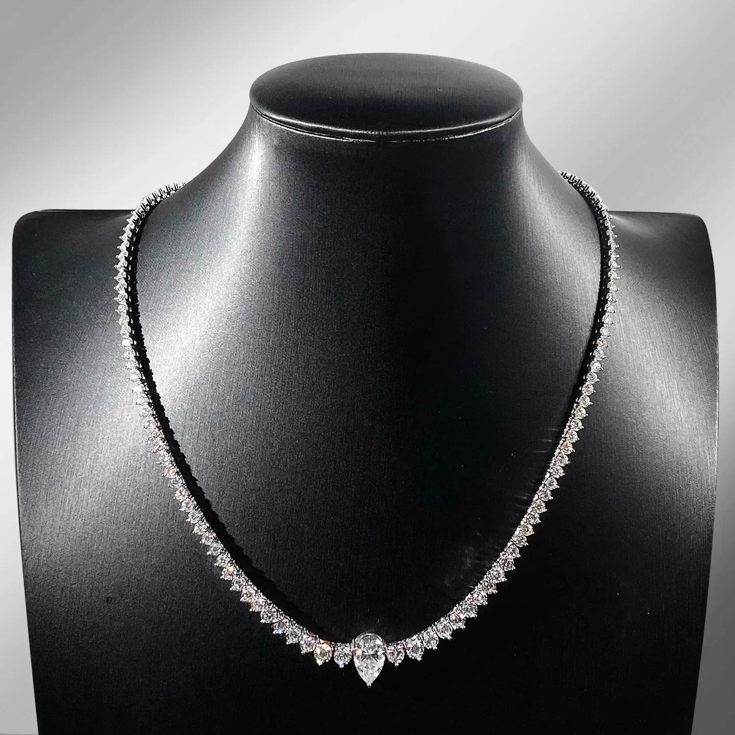 4CT Pear‑Cut D Color VVS1 Moissanite Tennis Pendant Necklace, GRA‑Certified S925 Sterling Silver Stackable Fine Jewelry, Bridal Wedding Gift for Women Daily Party Wear