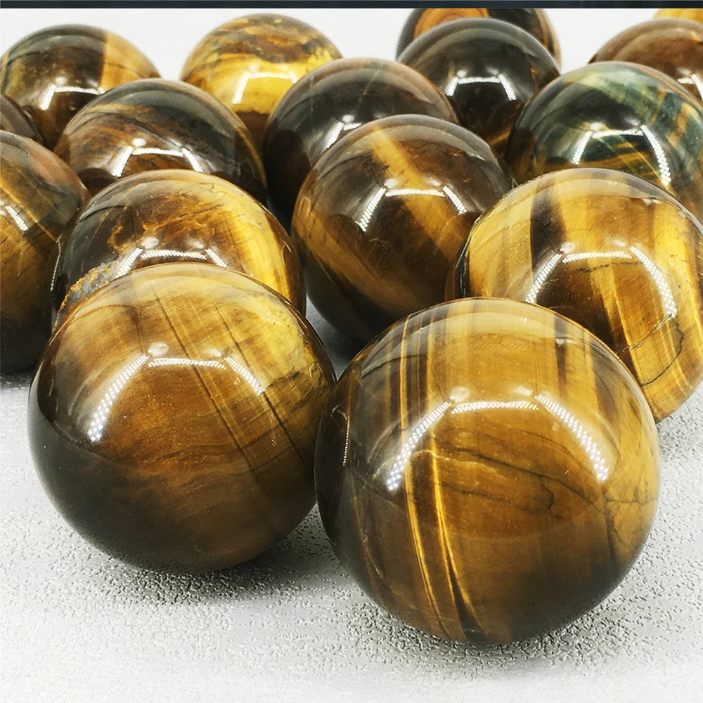 6-7cm Natural Yellow Tiger Eye Crystal Sphere Ball with Wooden Stand Polished Reiki Healing Chakra Stone for Meditation Yoga Feng Shui Home Office Desk Decor Living Room Bookshelf Display Confidence Courage Protection Gift for Women Men Crystal Lover