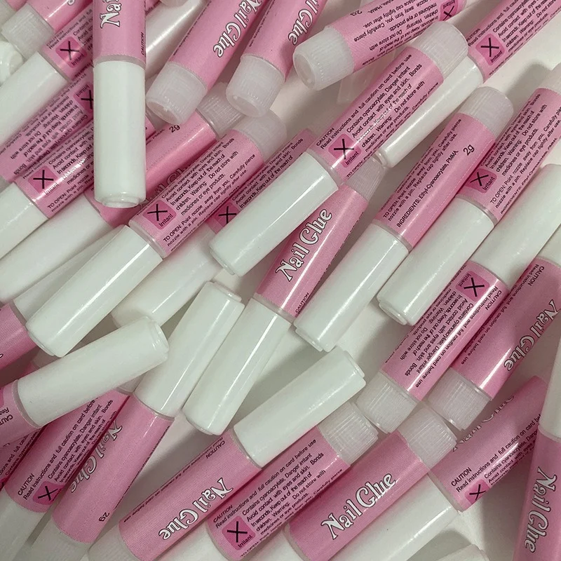 Press-on Nails Glue 2g Small Glue Nail Plate Extension Glue Sticky Fake Nails Quick-drying Long-lasting Strong Adhesive