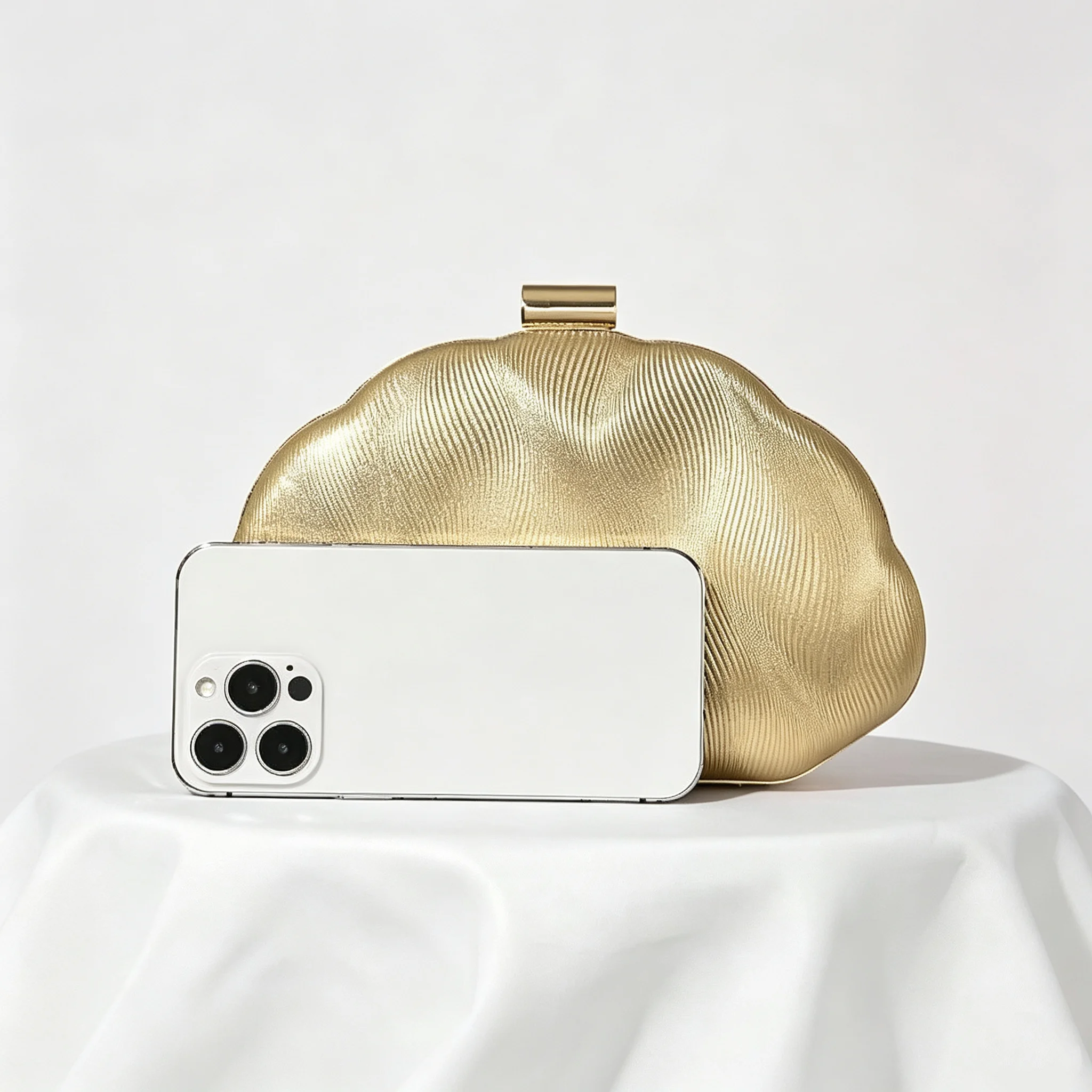 Women Cloud Shape Gold Evening Clutch Bag Metallic Wavy Texture Hardcase Handbag Detachable Chain Crossbody Purse Wedding Party Prom Formal Dinner Shoulder Bag