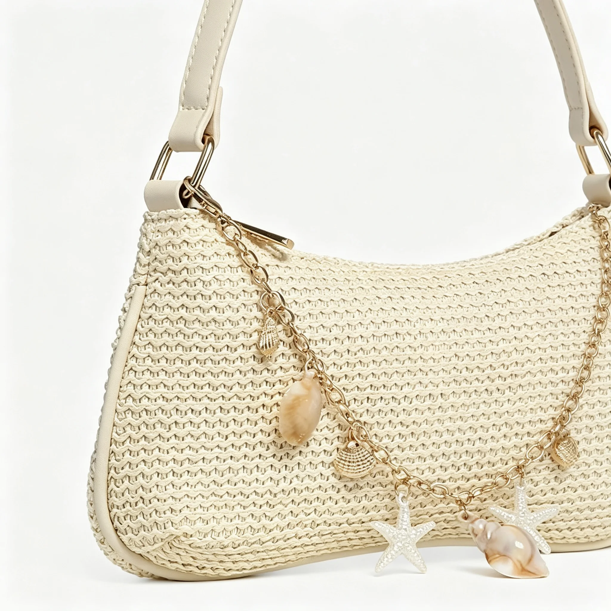 Women Straw Shoulder Bag Summer Beach Hobo Handbag Starfish Shell Pendant Chain Woven Underarm Purse Vacation Travel Y2K Baguette Bag