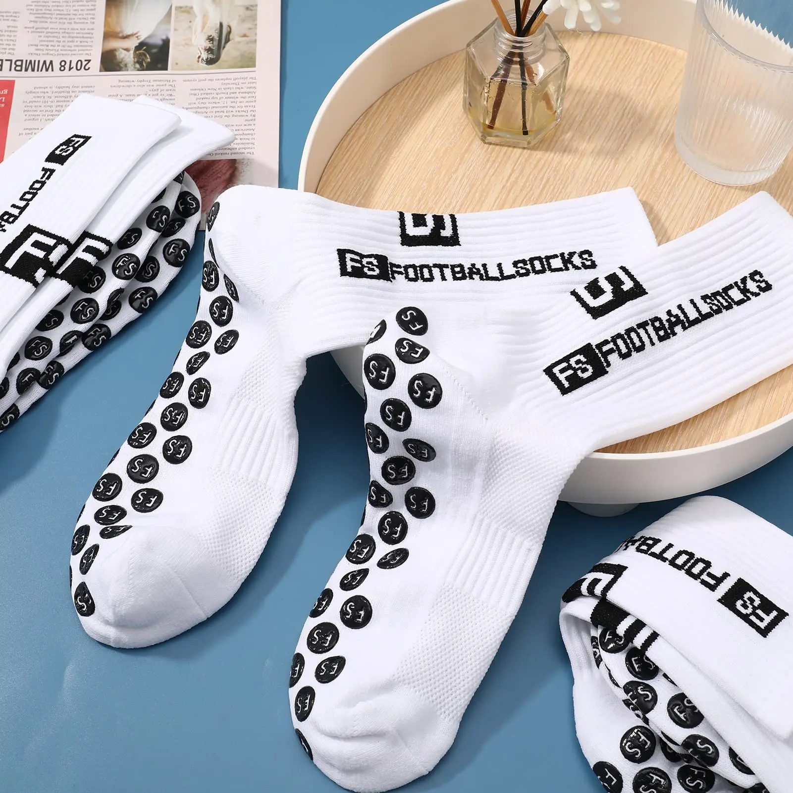 Athletic Grip Socks 4 Pairs High-Elastic Sports Grip Socks for Men Women Soccer Training Games Essential Gear 2026