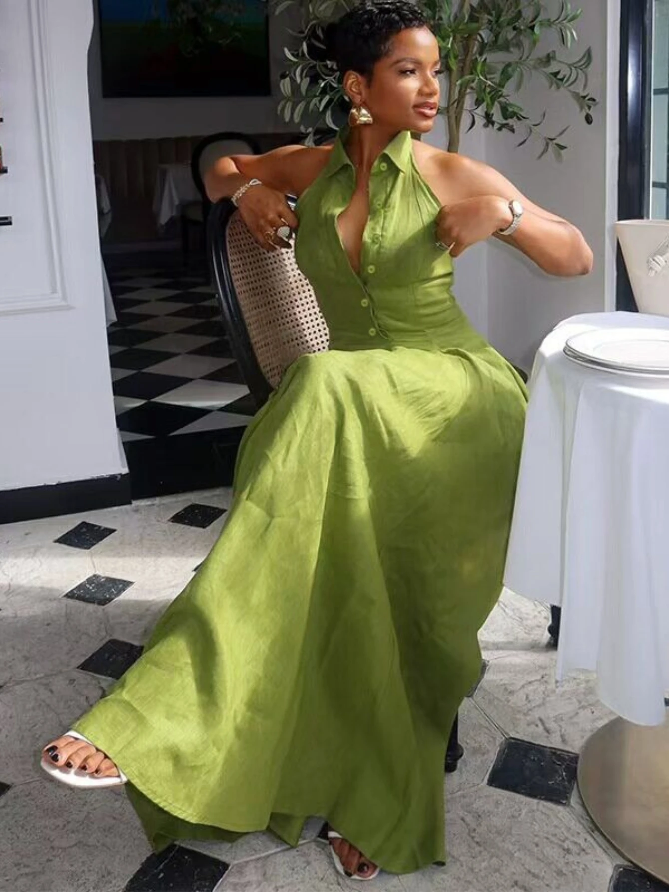 Women Halter Collar Button Front Sleeveless Maxi Dress Elegant Deep V Neck A Line Flowy Long Dress For Club Night Out Party Occasion