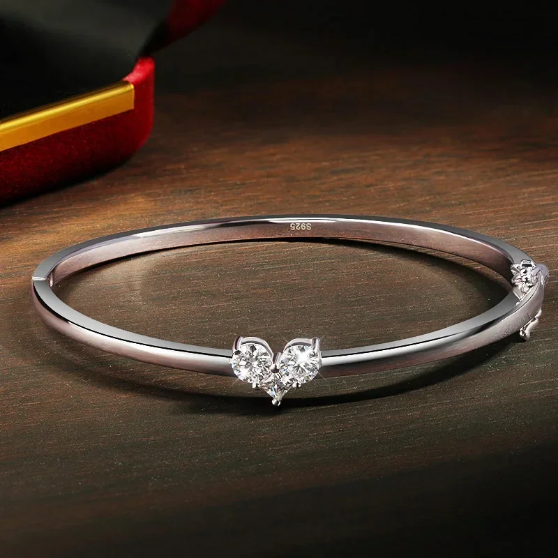 D Color VVS1 Moissanite Bangle, GRA‑Certified S925 Sterling Silver Dainty Stackable Fine Jewelry, 17‑18cm Wrist Size Elegant Wedding Gift for Women Daily Party Wear