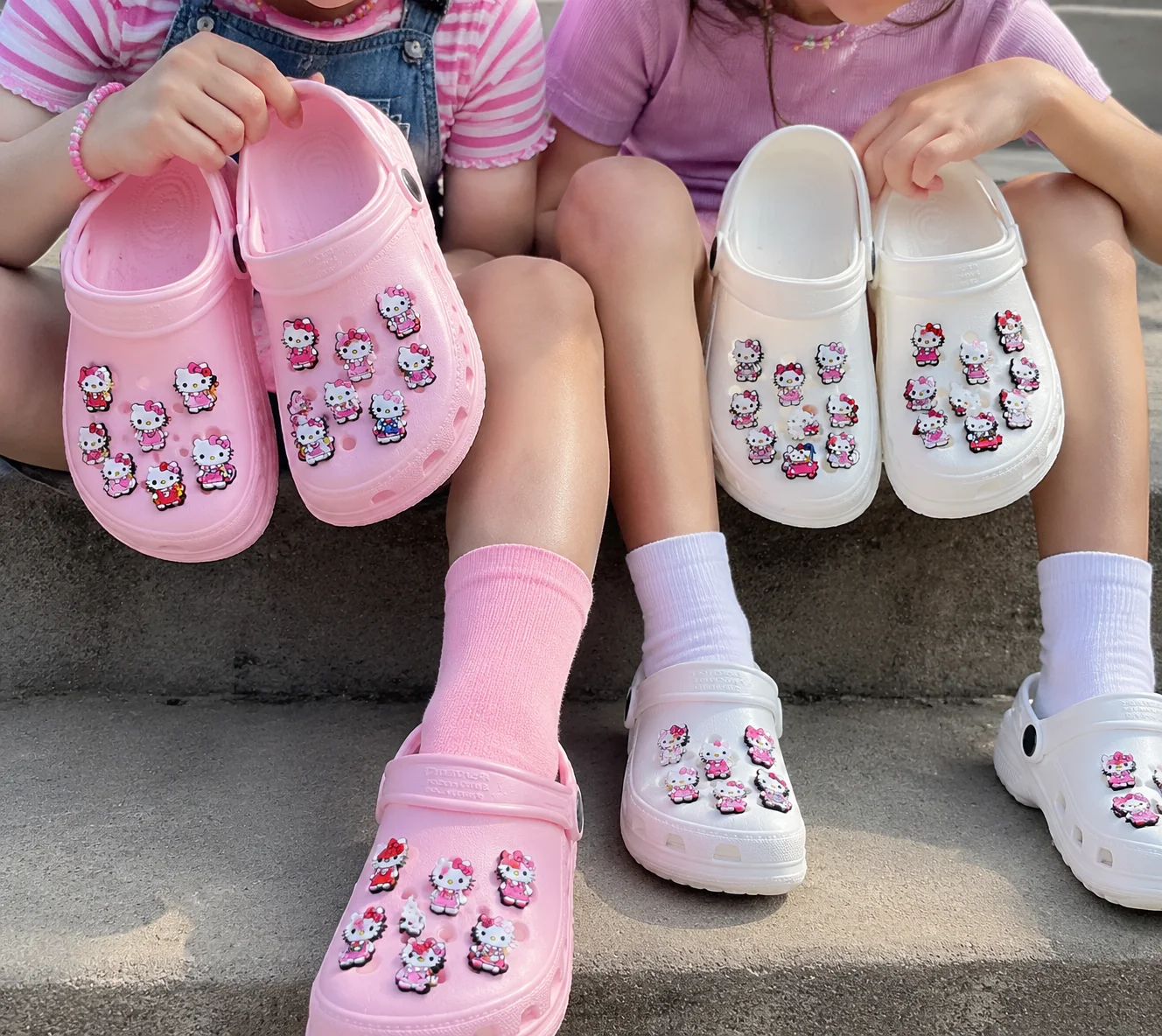 10/20 Mesuca Cute Cartoon Shoe Charms for Girls, Kawaii Clog Charms DIY Shoe Accessories for Kids, Colorful Shoe Decorations for Sandals Crocs Style Shoes Birthday Gift