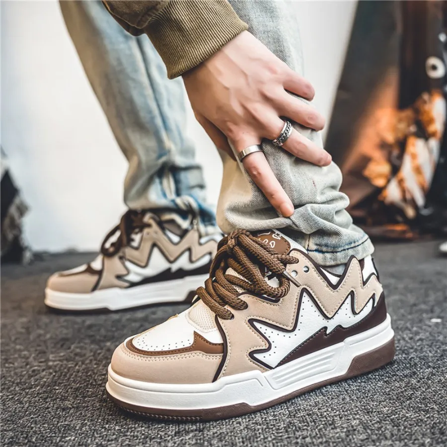 Fashionable and trendy women's shoes: white sneakers, low-top casual sports shoes