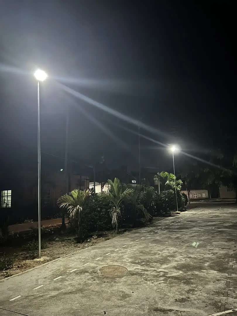 Intelamp Top Brand Long Battery Life 20000mAh Outdoor Solar Flood Lights 3 Colors With Super Large Solar Panel 3 Motion Sensors 4 Modes Solar Security Light For Yard Garage Driveway Backyard Farm