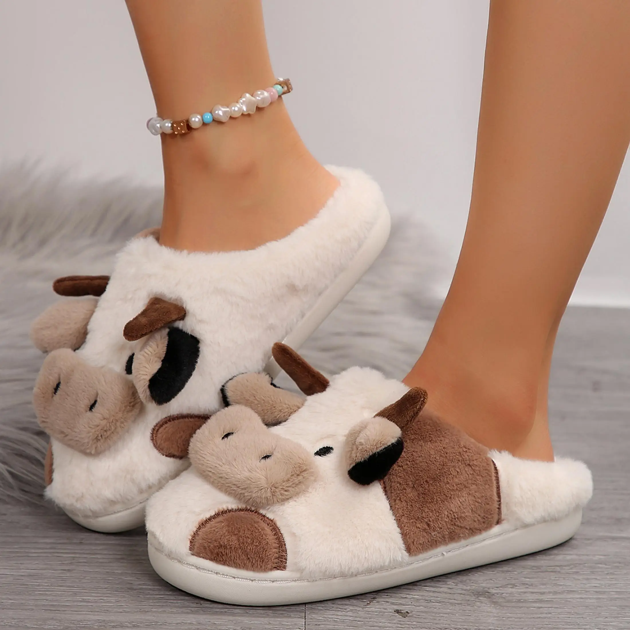 Women Kawaii Fuzzy Cute Cow Slippers for Women Winter Warm Cozy Animal Girl Slippers Walking Shoes Fur Lined Clogs