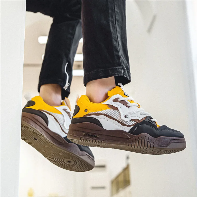 Men's Shoes Four Seasons of the New Style All Kinds of Students Retro Platform Leisure Sports Shoes