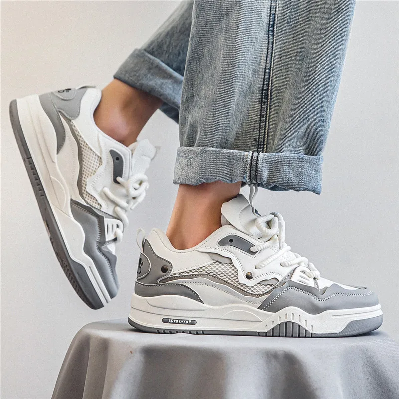 Men's Shoes Four Seasons of the New Style All Kinds of Students Retro Platform Leisure Sports Shoes