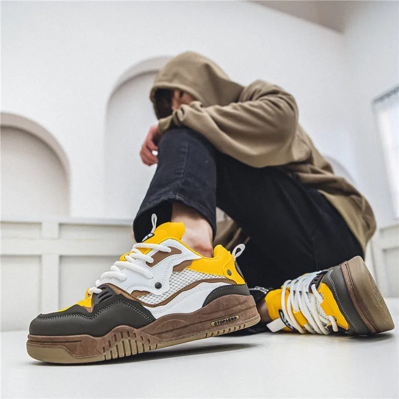 Men's Shoes Four Seasons of the New Style All Kinds of Students Retro Platform Leisure Sports Shoes