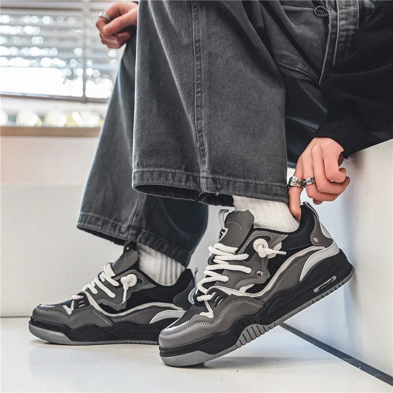 Men's Shoes Four Seasons of the New Style All Kinds of Students Retro Platform Leisure Sports Shoes