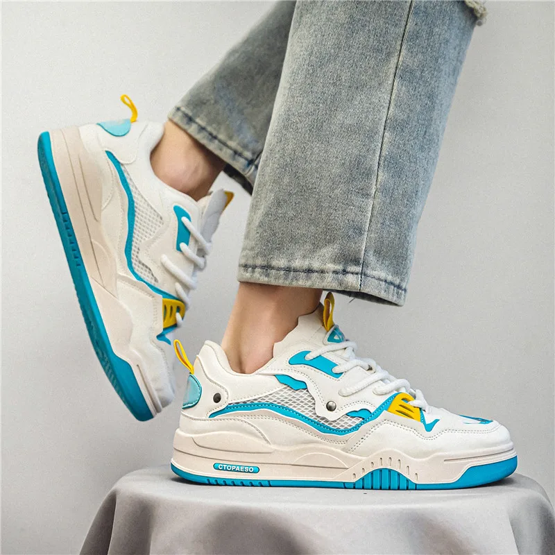 Men's Shoes Four Seasons of the New Style All Kinds of Students Retro Platform Leisure Sports Shoes