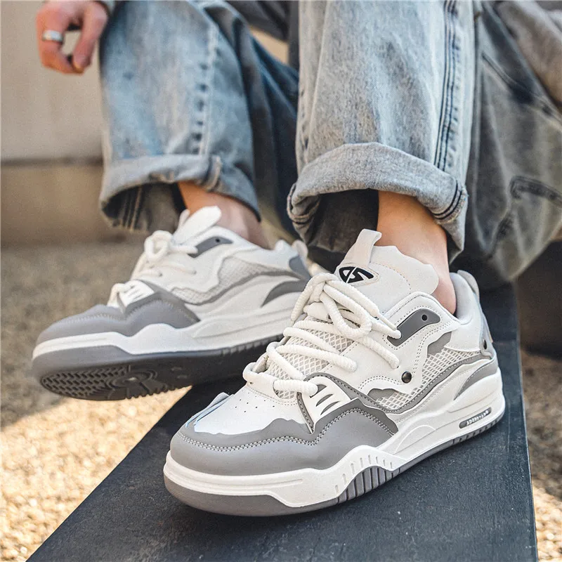 Men's Shoes Four Seasons of the New Style All Kinds of Students Retro Platform Leisure Sports Shoes