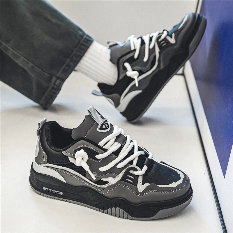 Men's Shoes Four Seasons of the New Style All Kinds of Students Retro Platform Leisure Sports Shoes