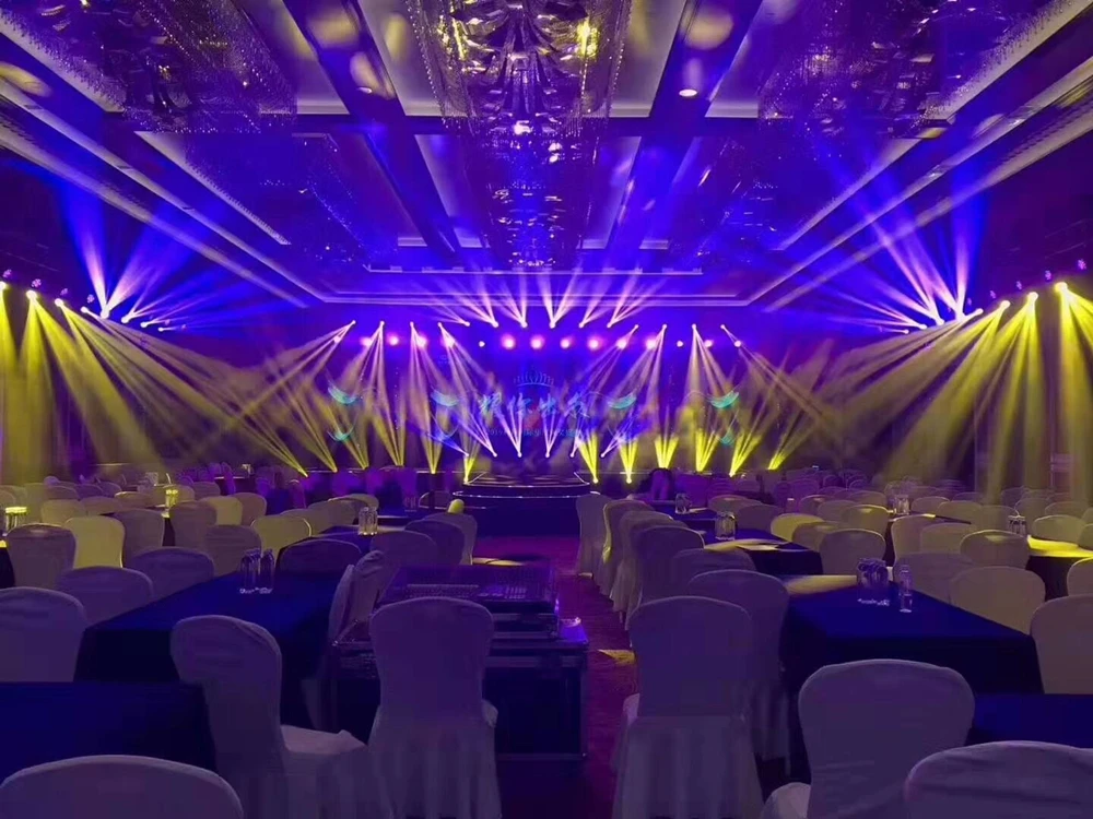 2X 300W Mini BEAM With Halo Effect Moving Head Light 14R Beam Wah Zoom Sharpy 19 Channels 48 Rotating Prisms DMX Stage DJ Lights
