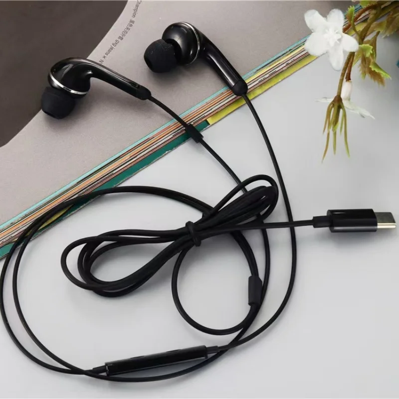Type C Headset Stereo Music Earbud Wired Headphones With Mic For Samsung Galaxy S23 S22 S21 Ultra S20 Note 10 for huawei phone