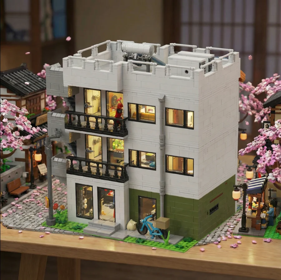 3911PCS Sushi Shop Apartment Building Blocks Set Japanese Street View House Cherry Blossom Architecture Modular Model Kit with 5 Figuren and LED Lighting DIY Assembly Bricks Toys for Adults Gift Desktop Ornament Collection Display Home Decortion