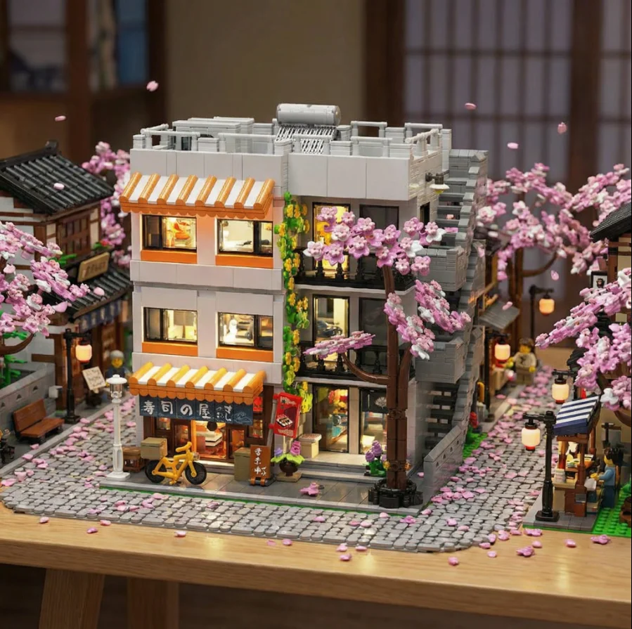 3911PCS Sushi Shop Apartment Building Blocks Set Japanese Street View House Cherry Blossom Architecture Modular Model Kit with 5 Figuren and LED Lighting DIY Assembly Bricks Toys for Adults Gift Desktop Ornament Collection Display Home Decortion