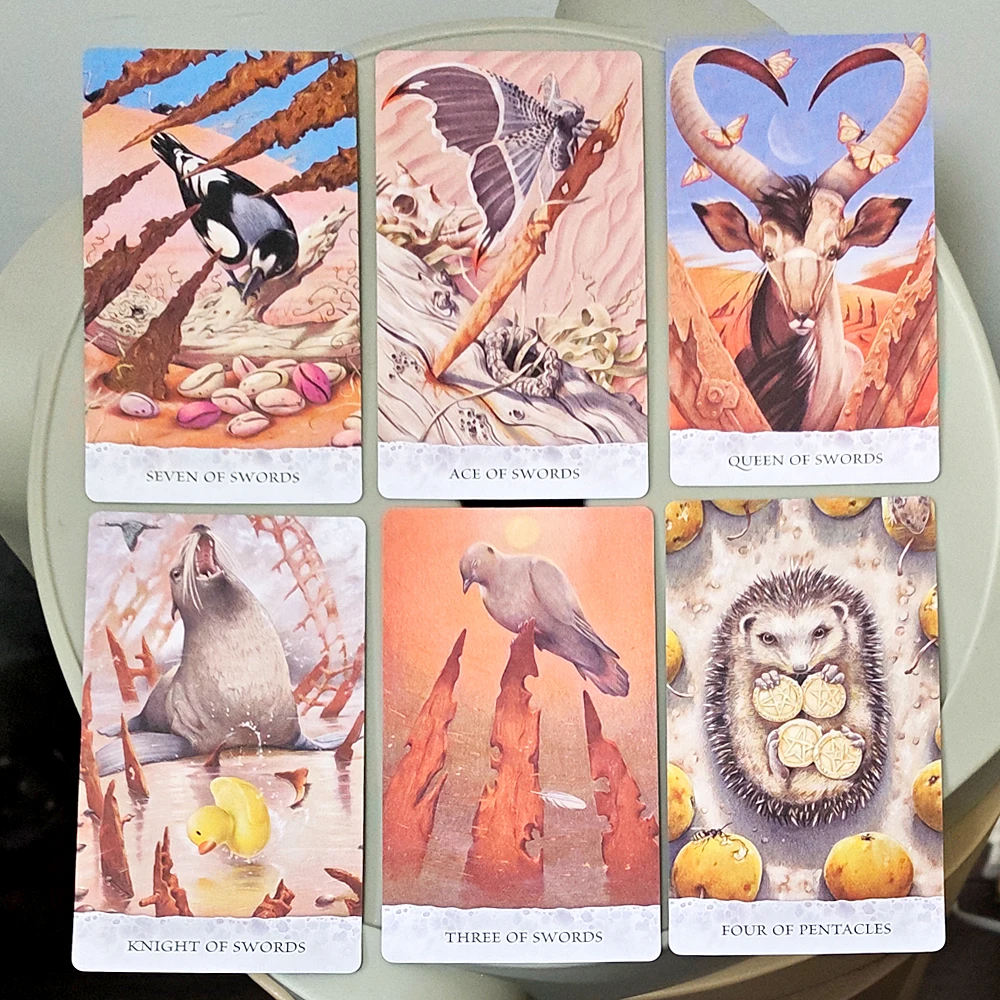 Tarot of Tides: The Adventures of A Duck Named Bob ― Unique 78-Card Tarot Deck in Rigid Box - Double-embossed Cardstock 12*7cm