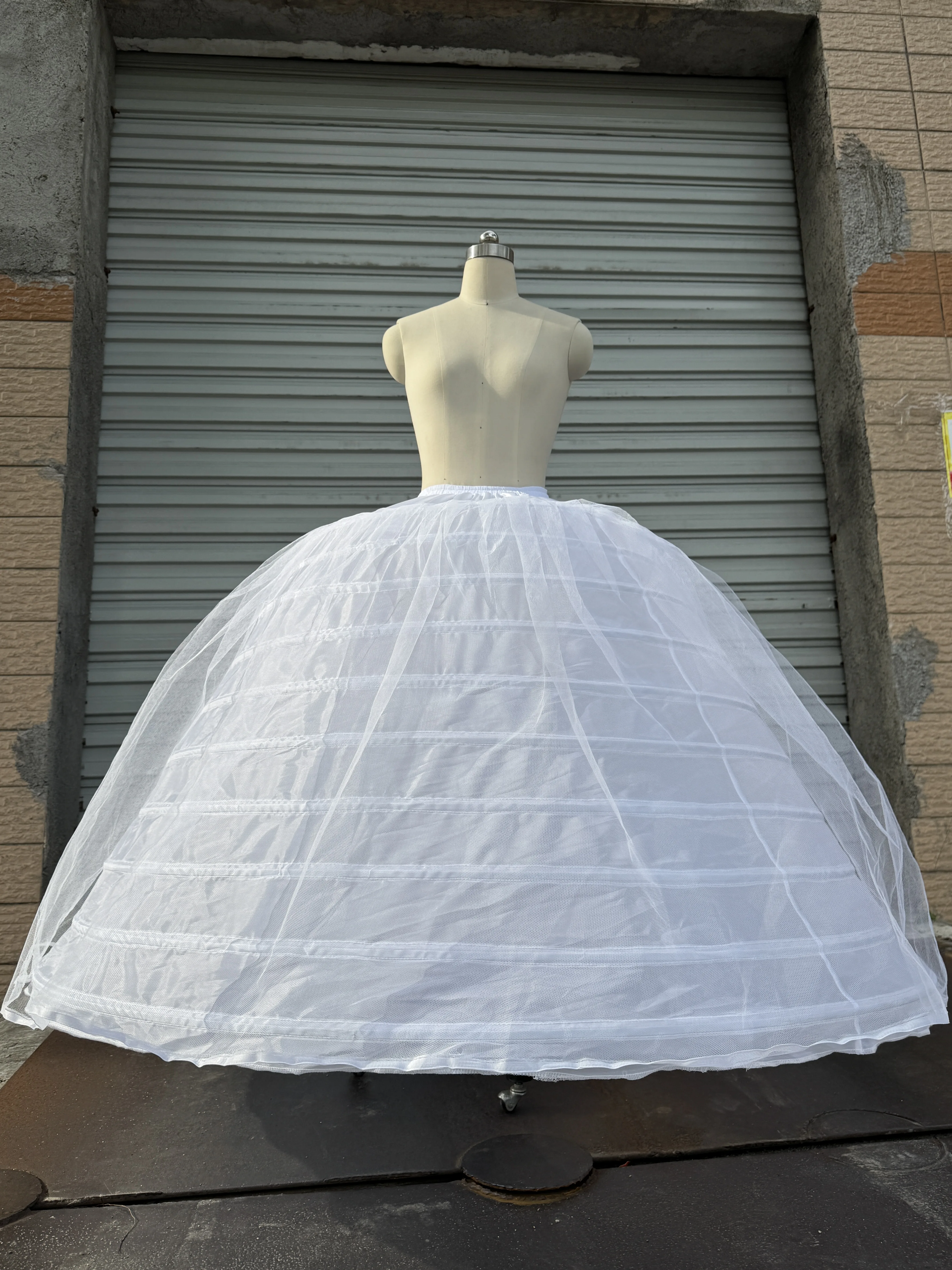 2026 New Hot 10 Hoops One Layer Of Mesh Big White Petticoat Super Fluffy Crinoline Slip Underskirt For Wedding Dress Bridal Gown In Stock