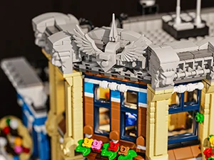 Town Police Station with 6 Figures Modular Buildings Blocks City Center Street View Apartment Store Architecture Brick Model Kit Boys Toy Adults Kid Gift 3111PCS