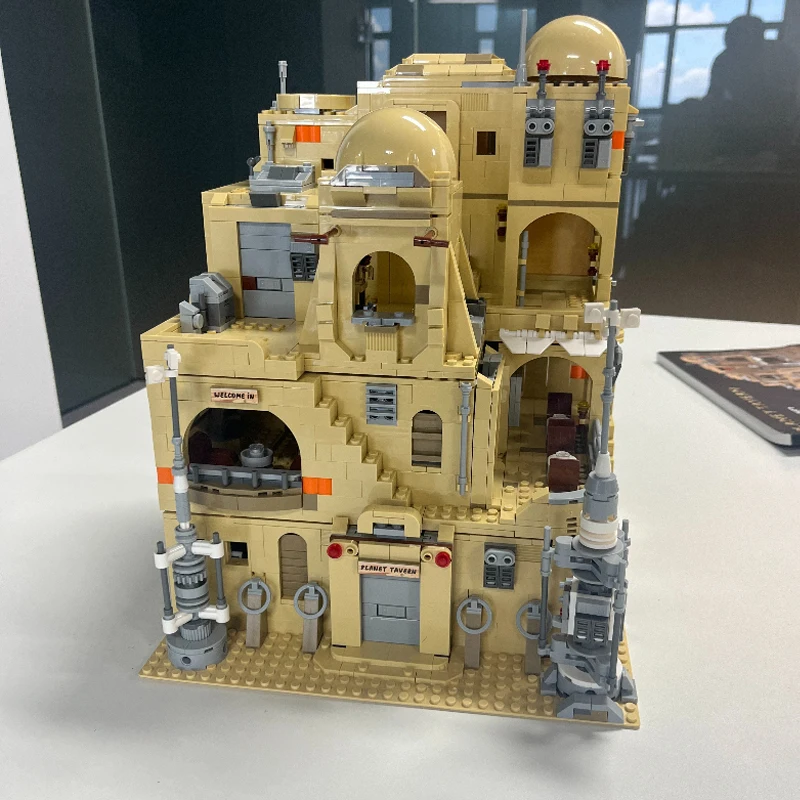 1971PCS MOC Planet Tavern Building Blocks Model Assembly Street View Bricks Toys House Building For Christmas Birthday Gifts