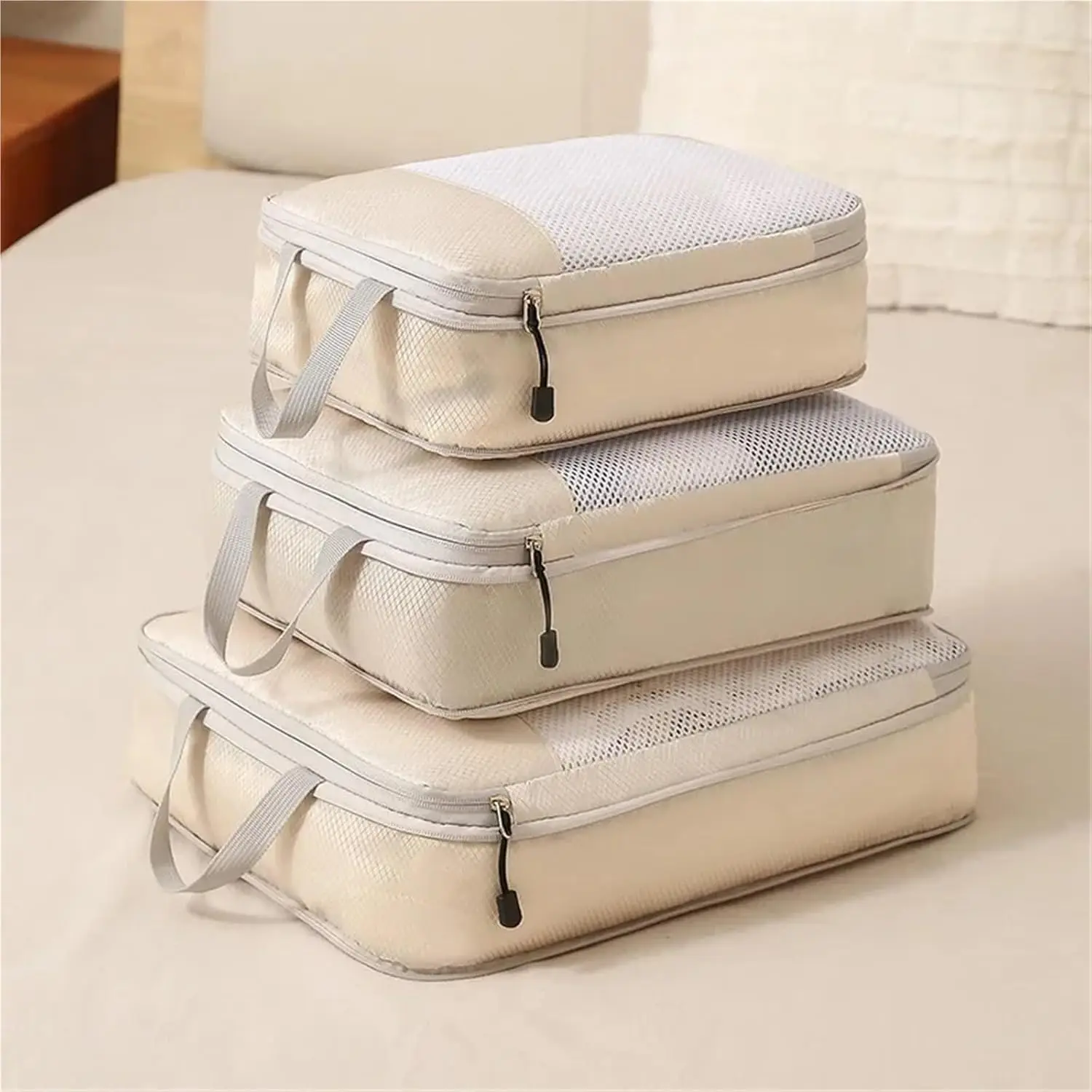 Mesh 4-Piece Set, Convenient for Business Trips and Travel Storage, Is a Practical Set That Saves Space for Travel