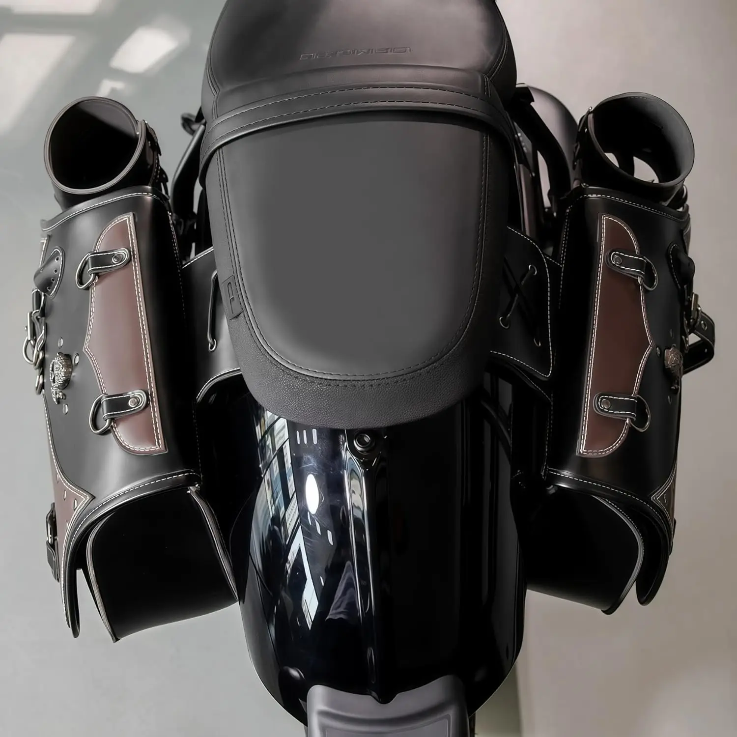 Skull Rivet Leather Motorcycle Saddle Bags Side 30L Large Capacity Luggage Storage Bags Waterproof Side Saddle Bags with Cup Holder Universal Powersports Saddlebags for Harley Davidson Sportster Dyna Softail Honda Shadow Rebel Yamaha Kawasaki Vulcan
