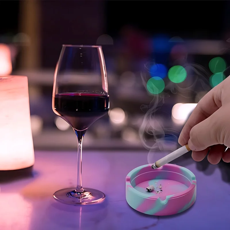 Silicone Ashtray - Shatterproof, Glow-in-Dark, Easy Clean for Indoor/Outdoor, Home, Bar, Hotel Use