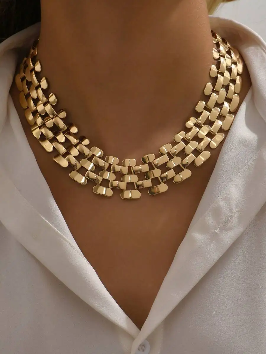 1pc Stylish Hollow-Out Shiny Wide Chain Clavicle Necklace for Punk Hip-Hop Fashion