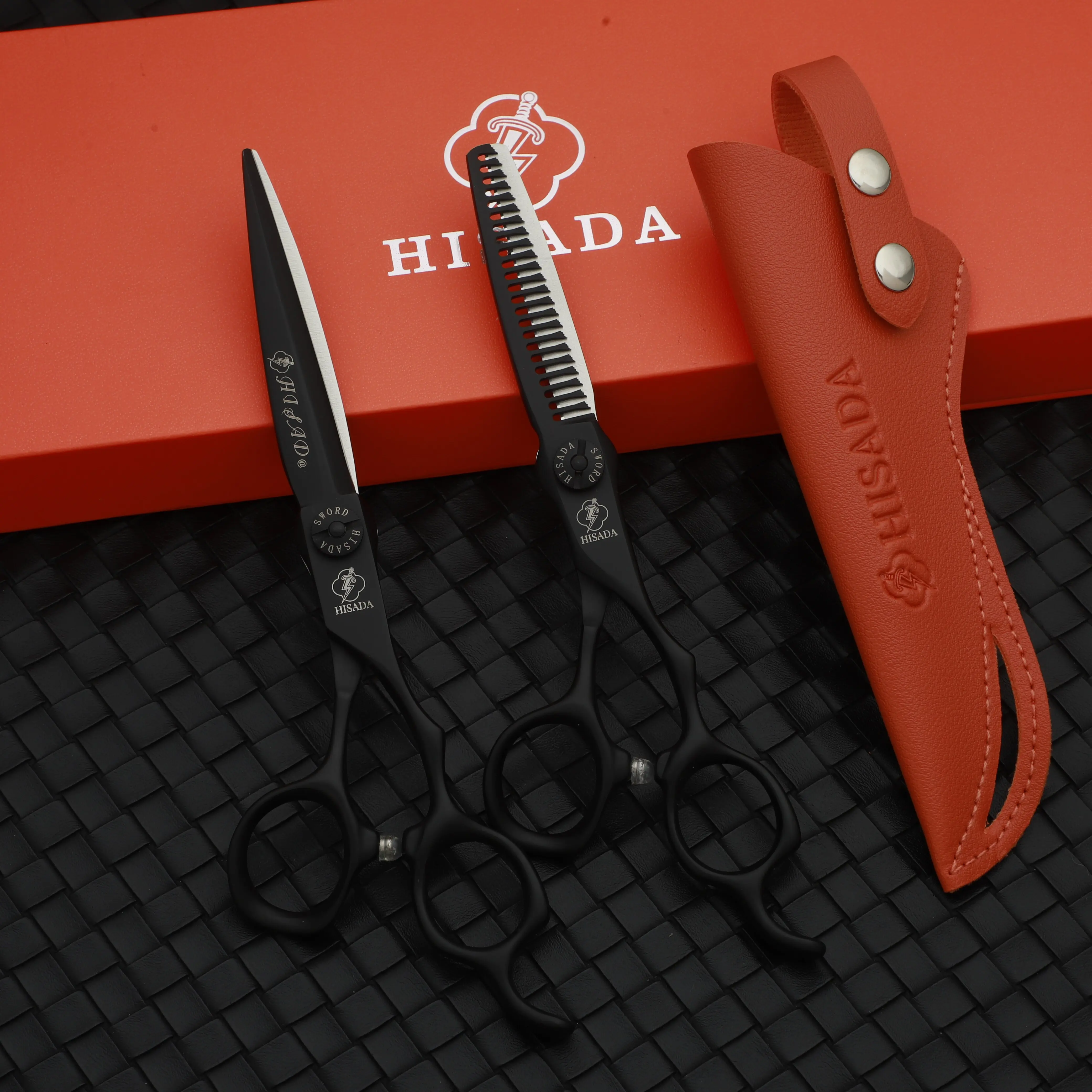 HISADA barber Scissors black suit 6.0/6.5/7.0/inch Professional hair scissors Made of VG10 material barber scissors