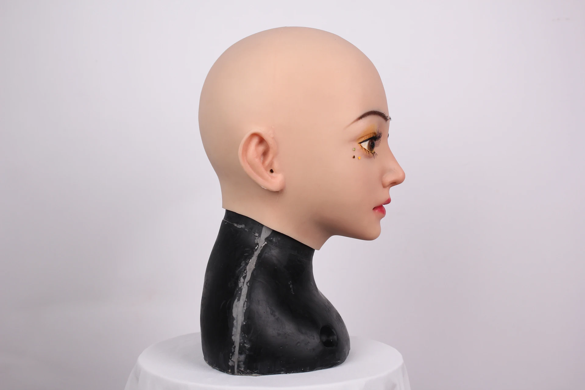 Silicone Female Head Mask for Pranks And Role Playing Male-to-Female Cross Dressing Realistic Cover with No Fake Eyes Or Eyelash