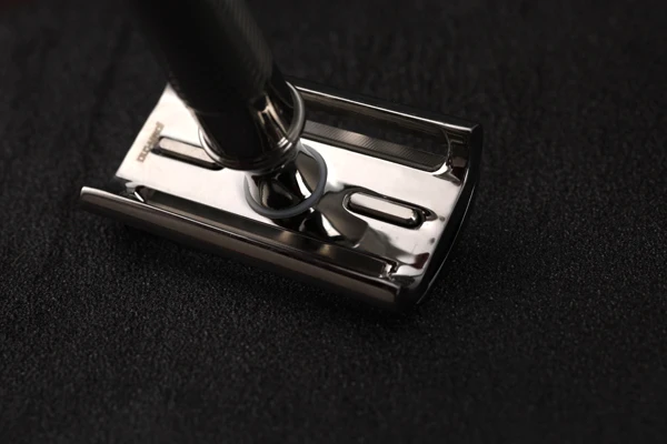 Yaqi Slant 37 Stainless Steel Safety Razor