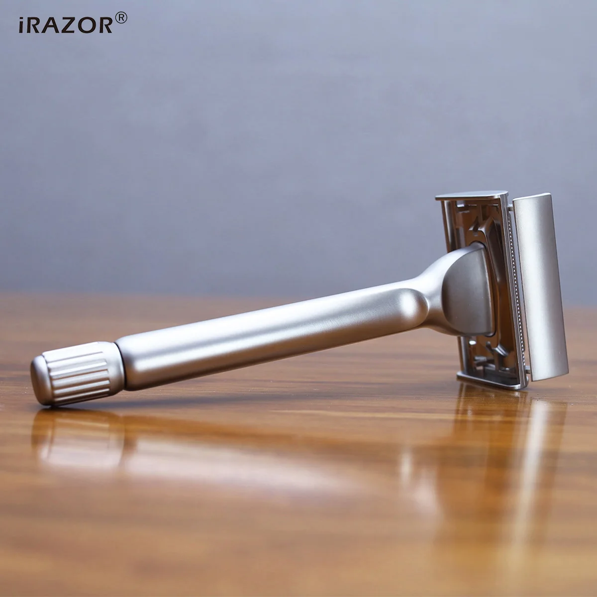 iRAZOR New Heavy Butterfly Design Double Edge Safety Razor with 10pcs Original Blade Refills for Men Reusable Grooming Gift Set