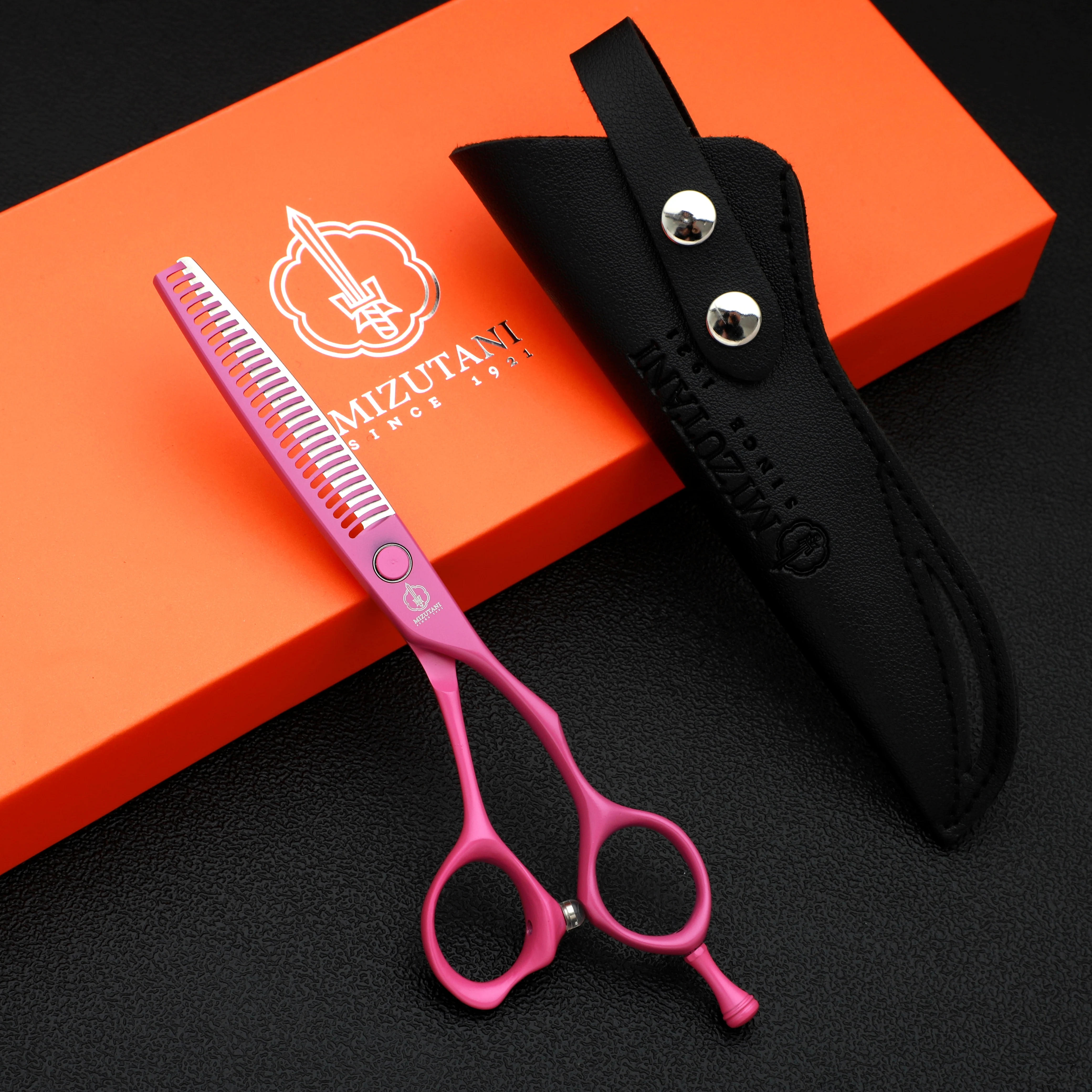 New pink scissors Japanese handmade 5.5/6.0 inch hair scissors VG10 Material Professional hair scissors Hairstylist scissor tool