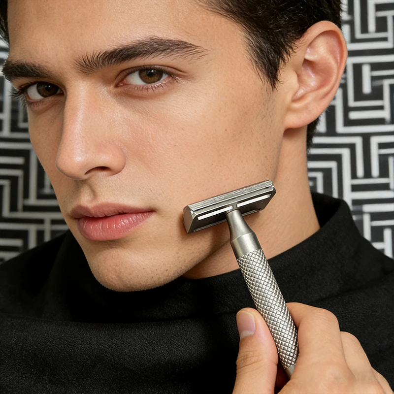 316 Stainless Steel Double Edge Safety Razor for Men with 5 Blades - Eco-Friendly Long-Lasting Shaving Tool