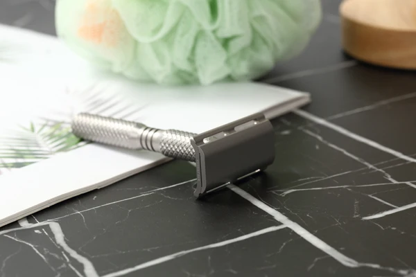 YAQI Ghost Cross Grain Pattern Titanium Light Weight Safety Razor