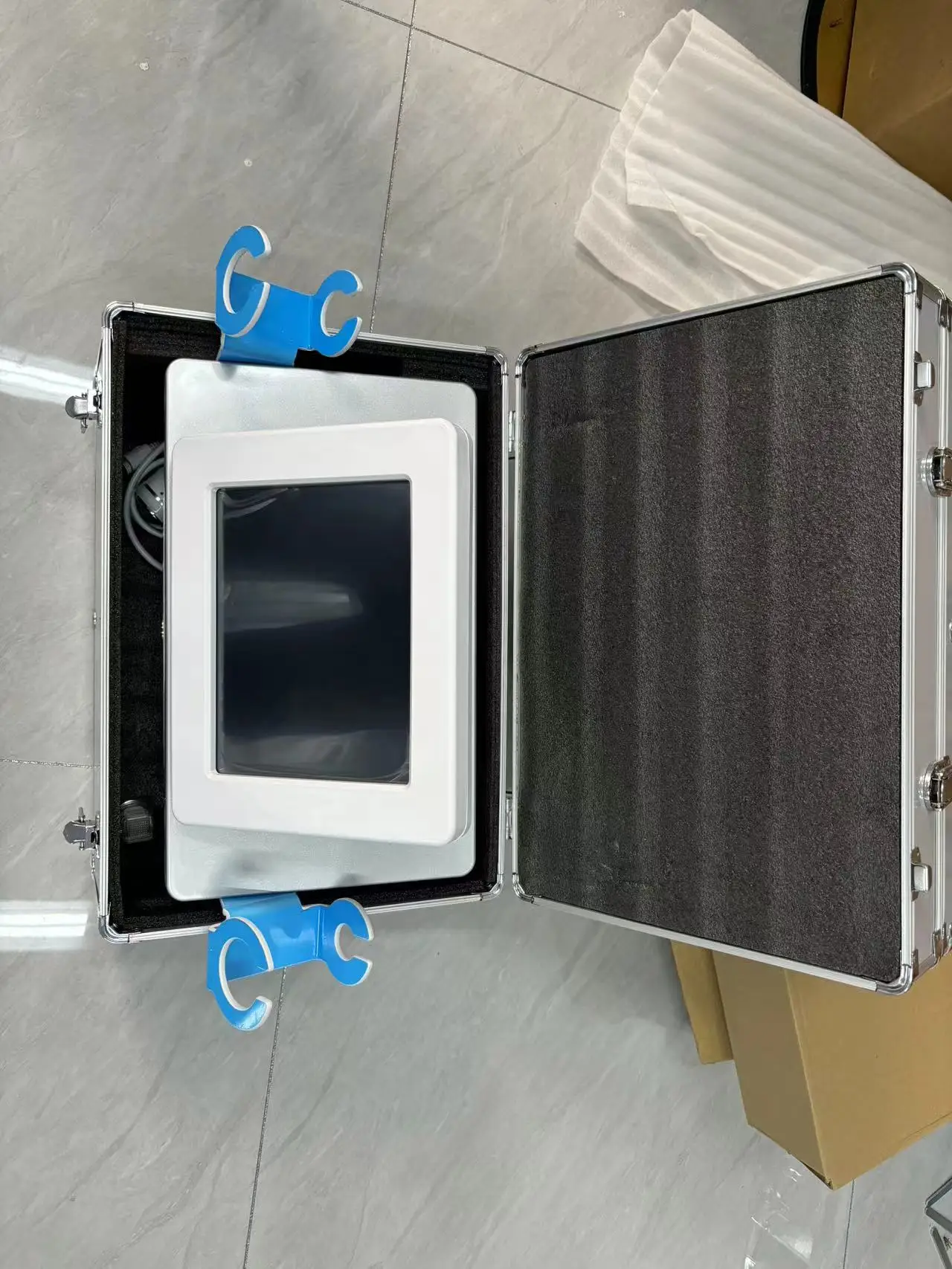 Gold Fractional RF Cartridges 64 Pins For Morpheus 8 Fractional Radiofrequency Tips For Facial Body Aesthetic Machine