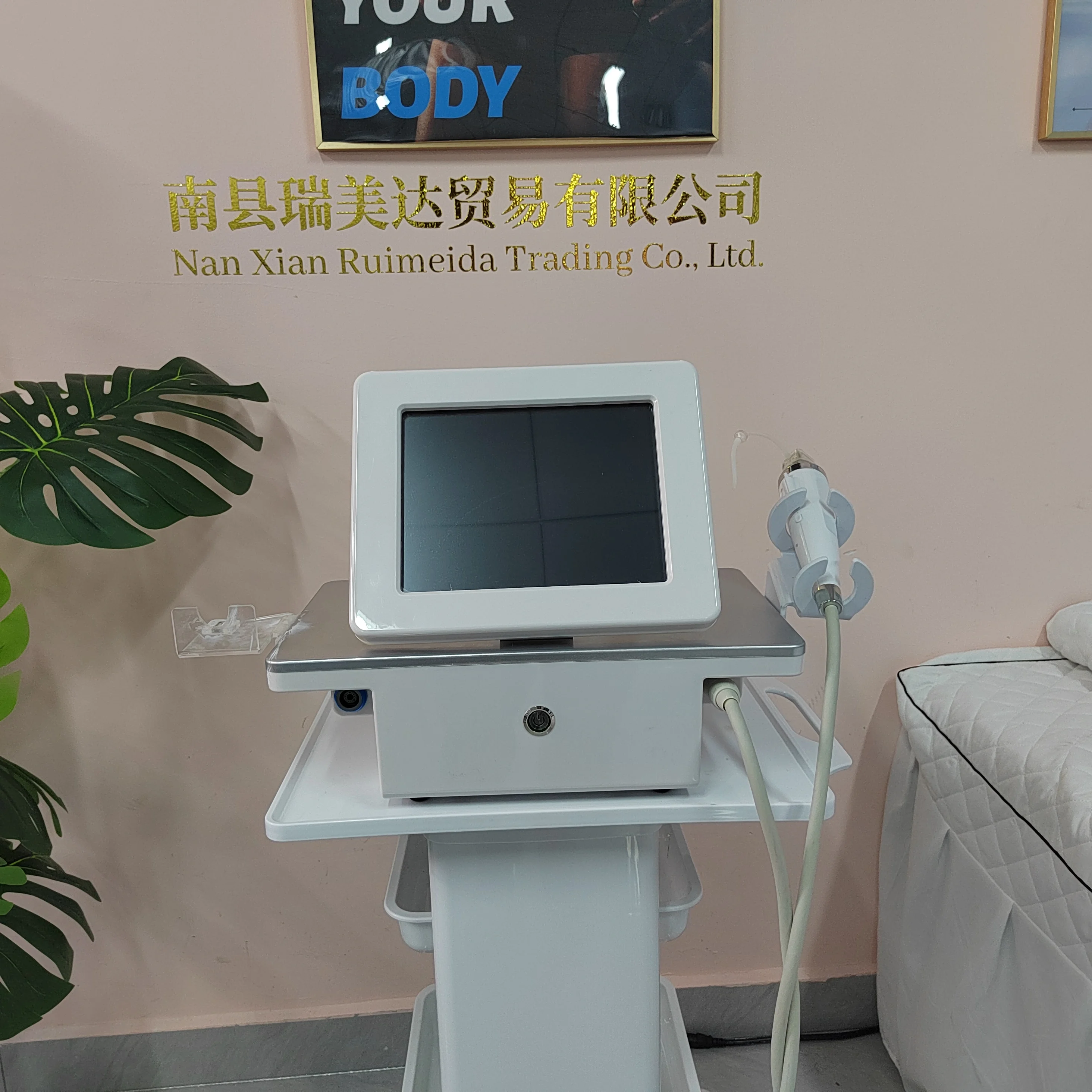 Gold Fractional RF Cartridges 64 Pins For Morpheus 8 Fractional Radiofrequency Tips For Facial Body Aesthetic Machine