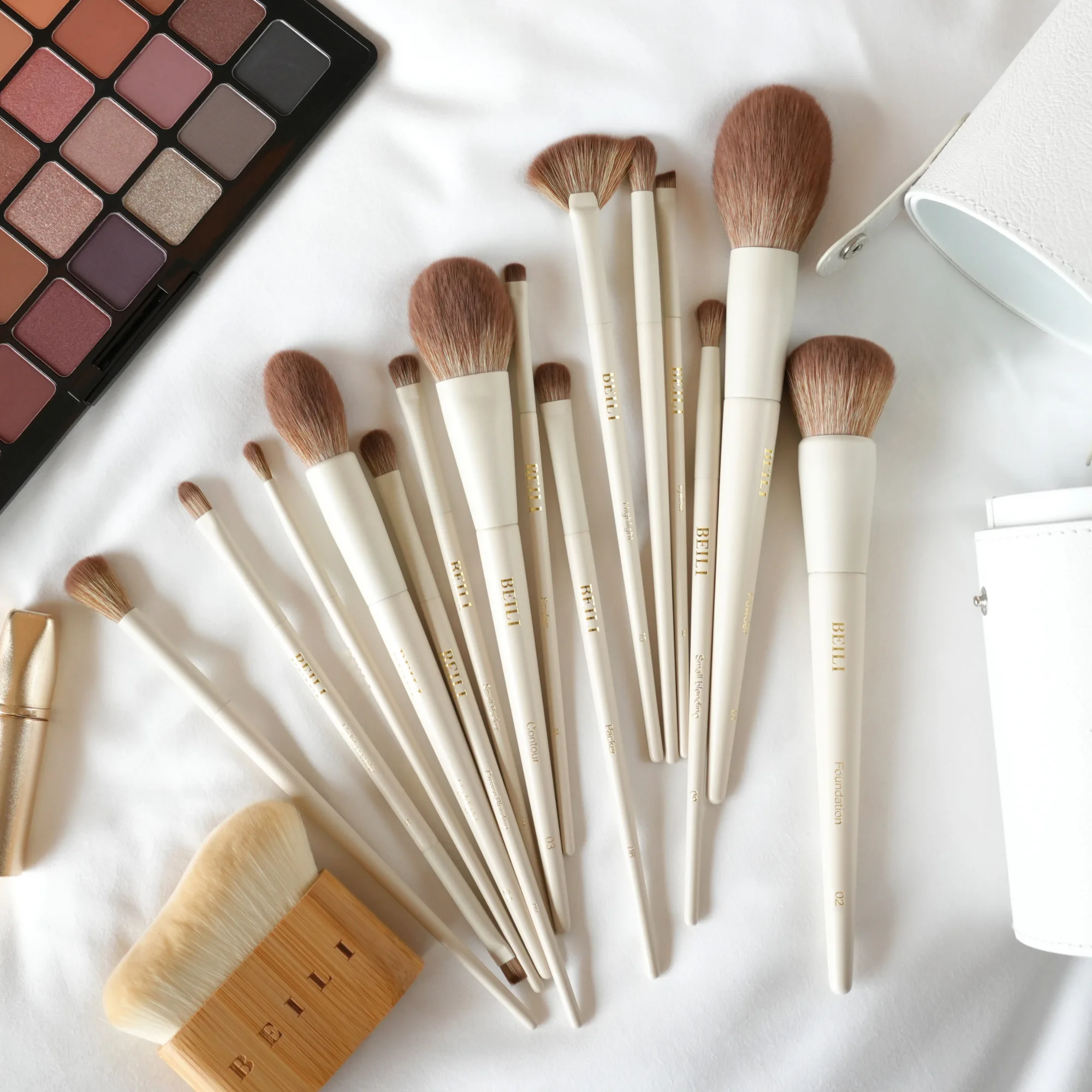 BEILI 15 Pcs Beige Premium Synthetic Makeup Brush Sets Foundation Concealer Eyeshadow Eyeliner Blush Blending Highlight Brush