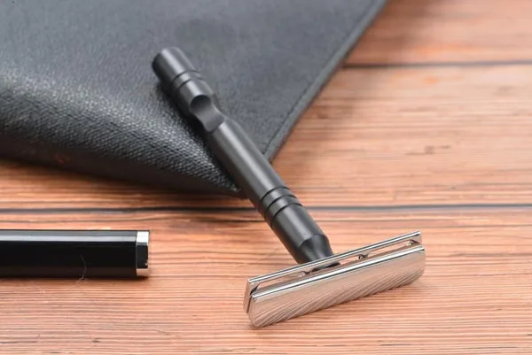 YAQI Chrome And Black Color Aluminum Handle Light Weight AC Blade Excalibur Single-edged Mens Shaving Safety Razor