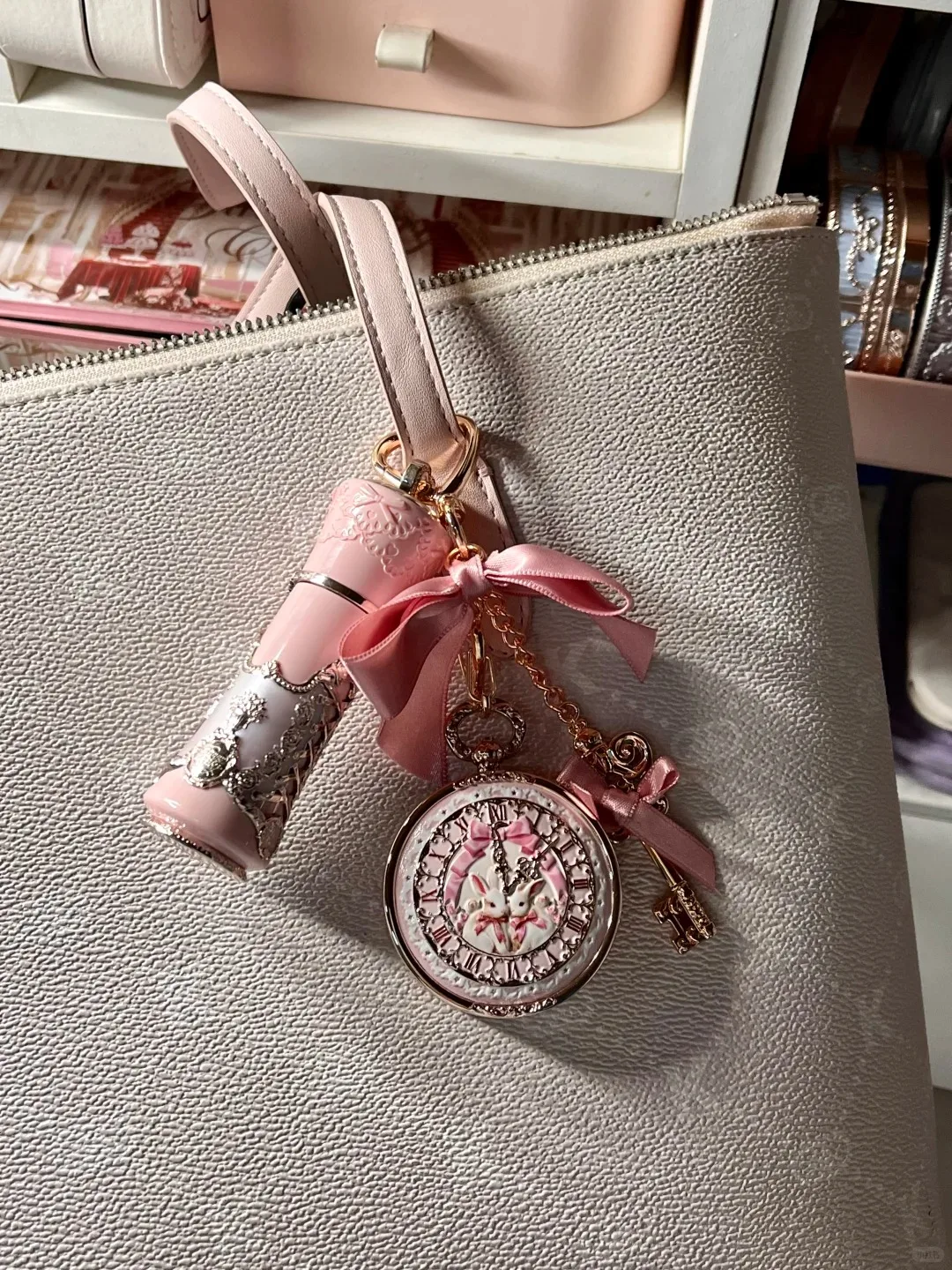 Flower Knows Bunny Garden Lip Cream and Lip Balm Adorable Vintage Pocket Watch Compact Nourishing Oil Pocket Lip Kit For Travel