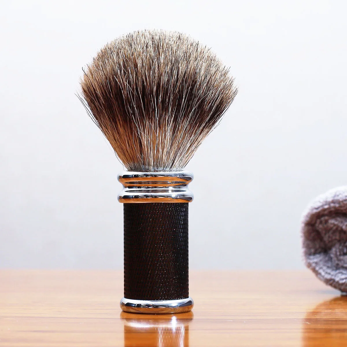 Men's Professional Shaving Brush with Non-Slip Diamonds Design Metal Handle Barber Face Cleaning Beard Shaving Tool
