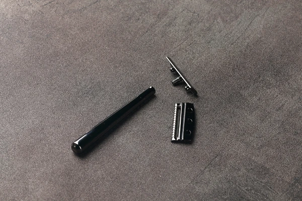 YAQI SE Katana /Globe Trotter Single Edge Safety Razor for Mens