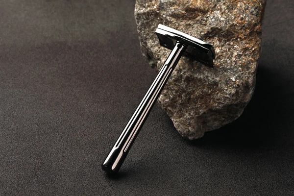 YAQI SE Katana /Globe Trotter Single Edge Safety Razor for Mens