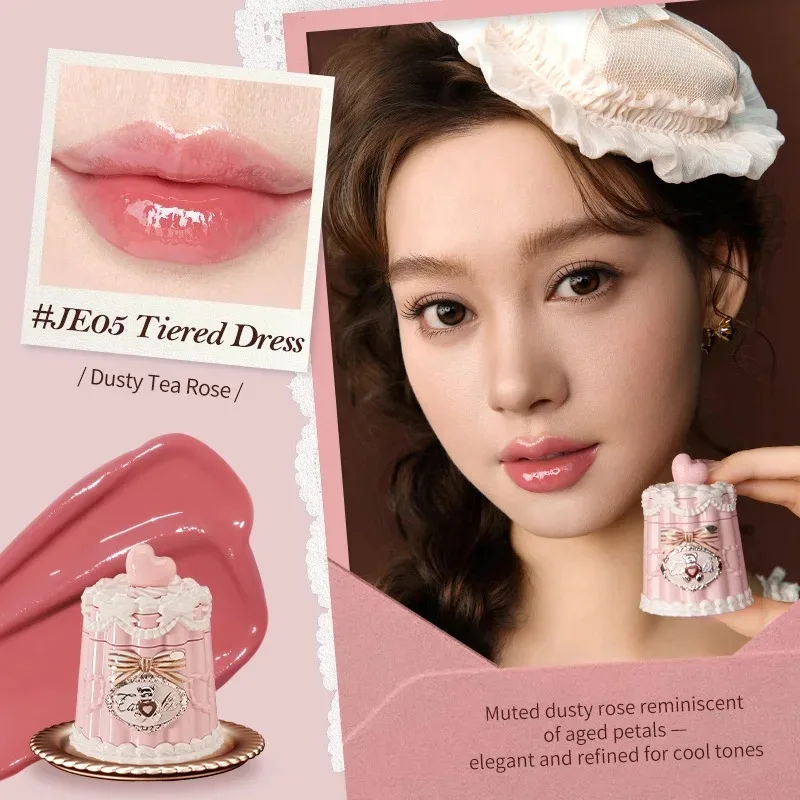 Flower Knows Makeup Kit Sweetie Bear Concealer Palette Silk Satin Blusher Lip Jelly Mirror Hair Clip Makeup Bag Mini Powder Set