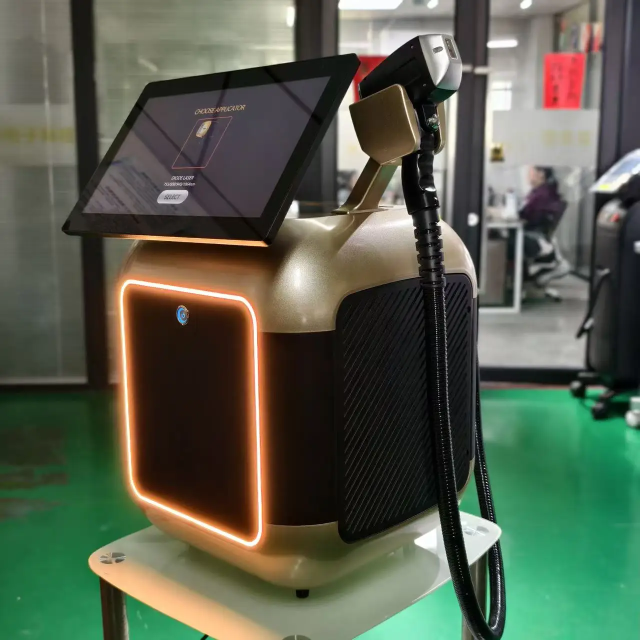 4000w High Power Portable 4 Waves 755 808 940 1064nm Diode Laser Hair Removal Tattoo Removal Machine Safe for All Skin Types