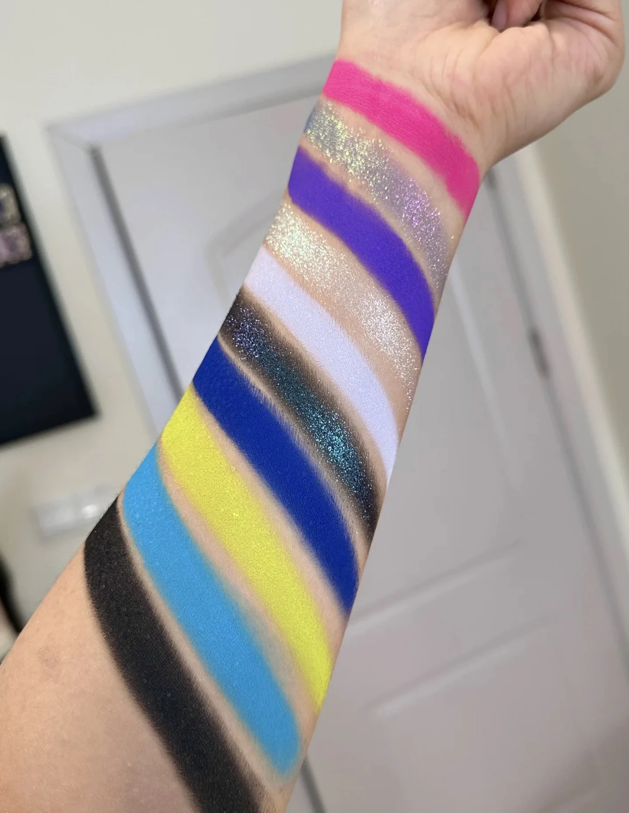 Anthemy 10 Color Matte Pearl Shimmer Glitter Chameleon Eyeshadow Palette
