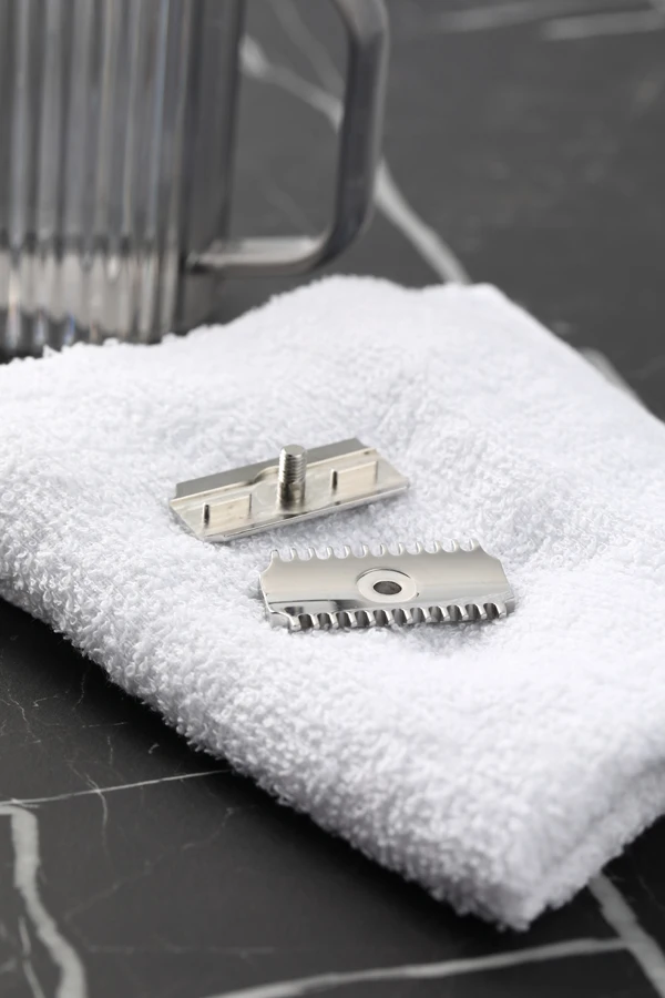 YAQI Vostok 70OC 316 Stainless Steel Polished Dual Comb Safety Razor Head with 0.7mm Blade Gap